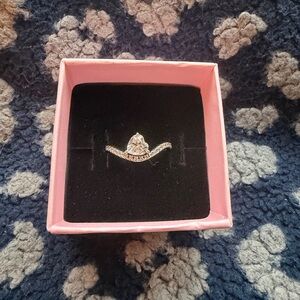 Pandora Wavy Heart Silver Ring